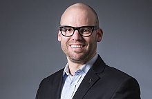 Dr. Axel B. Roepke